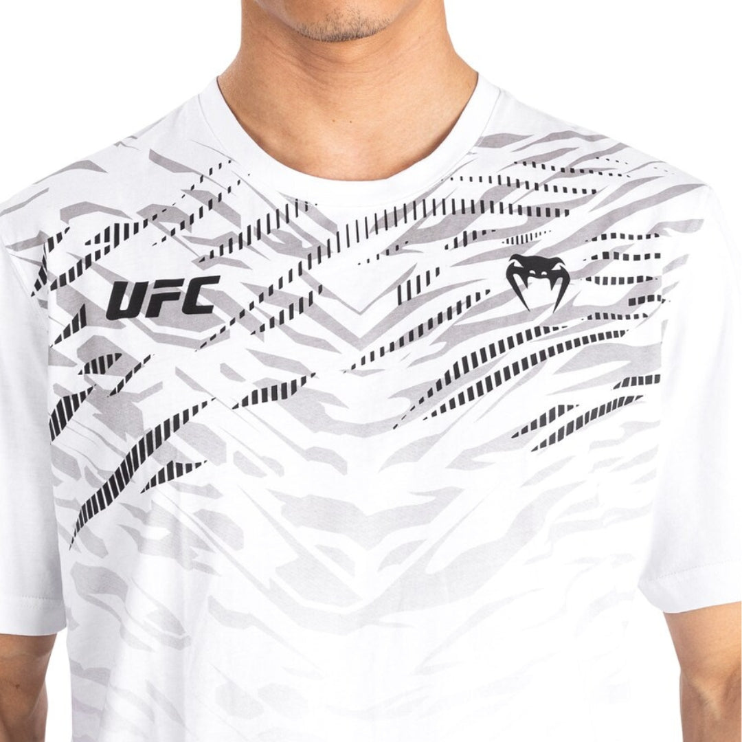 UFC Fusion by Venum Men’s Replica T-Shirt - White