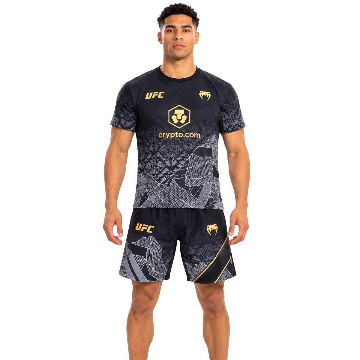 Venum UFC full set in black and gold, t-shirt and shorts