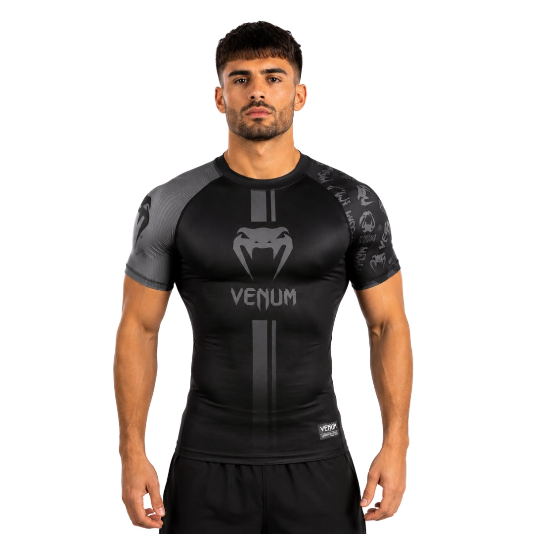 Venum Compression T-shirt Black|Full